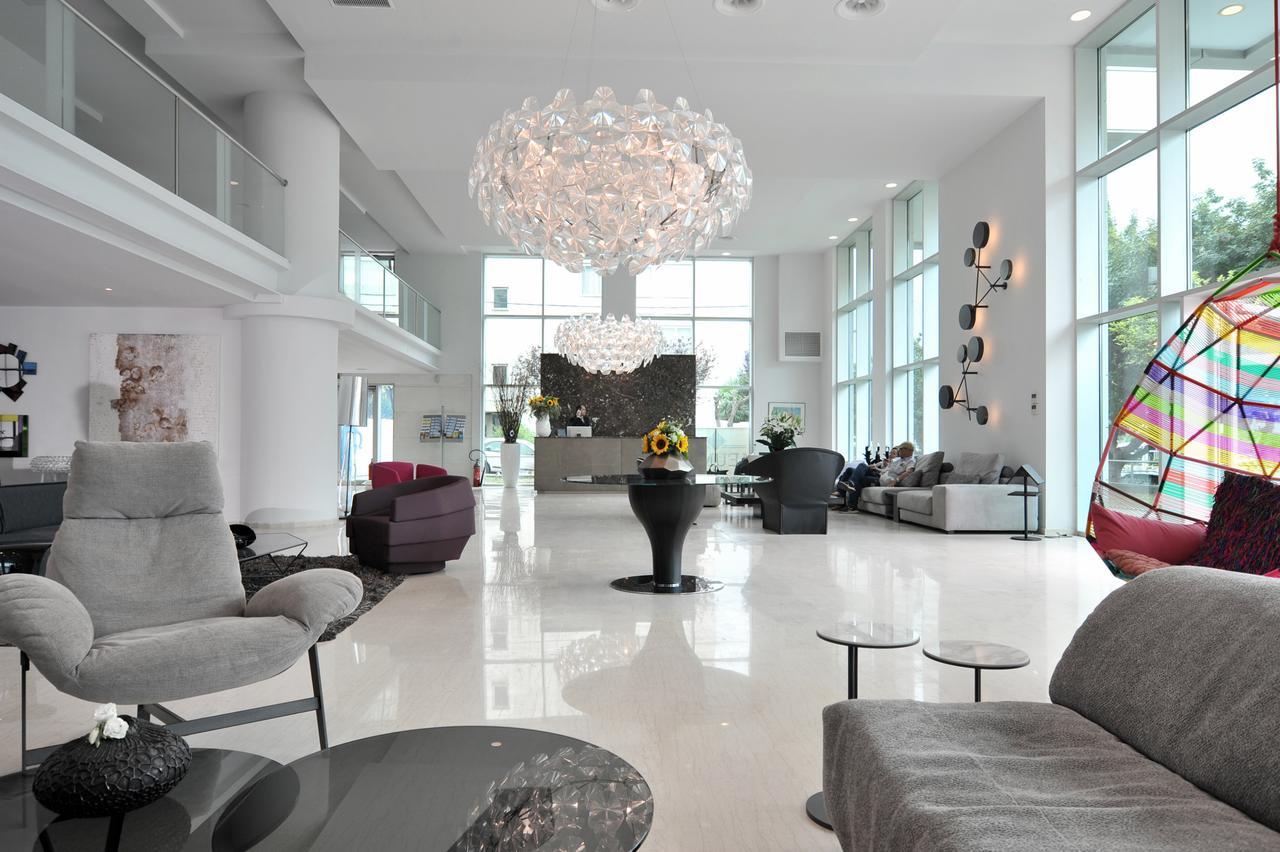 Athenaeum Palace & Luxury Suites Ngoại thất bức ảnh